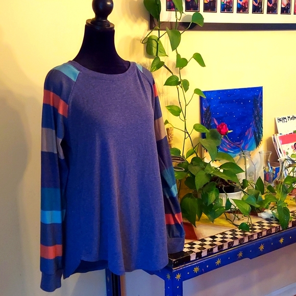 Halife raglan sleeve sweater tunic length - Picture 2 of 9